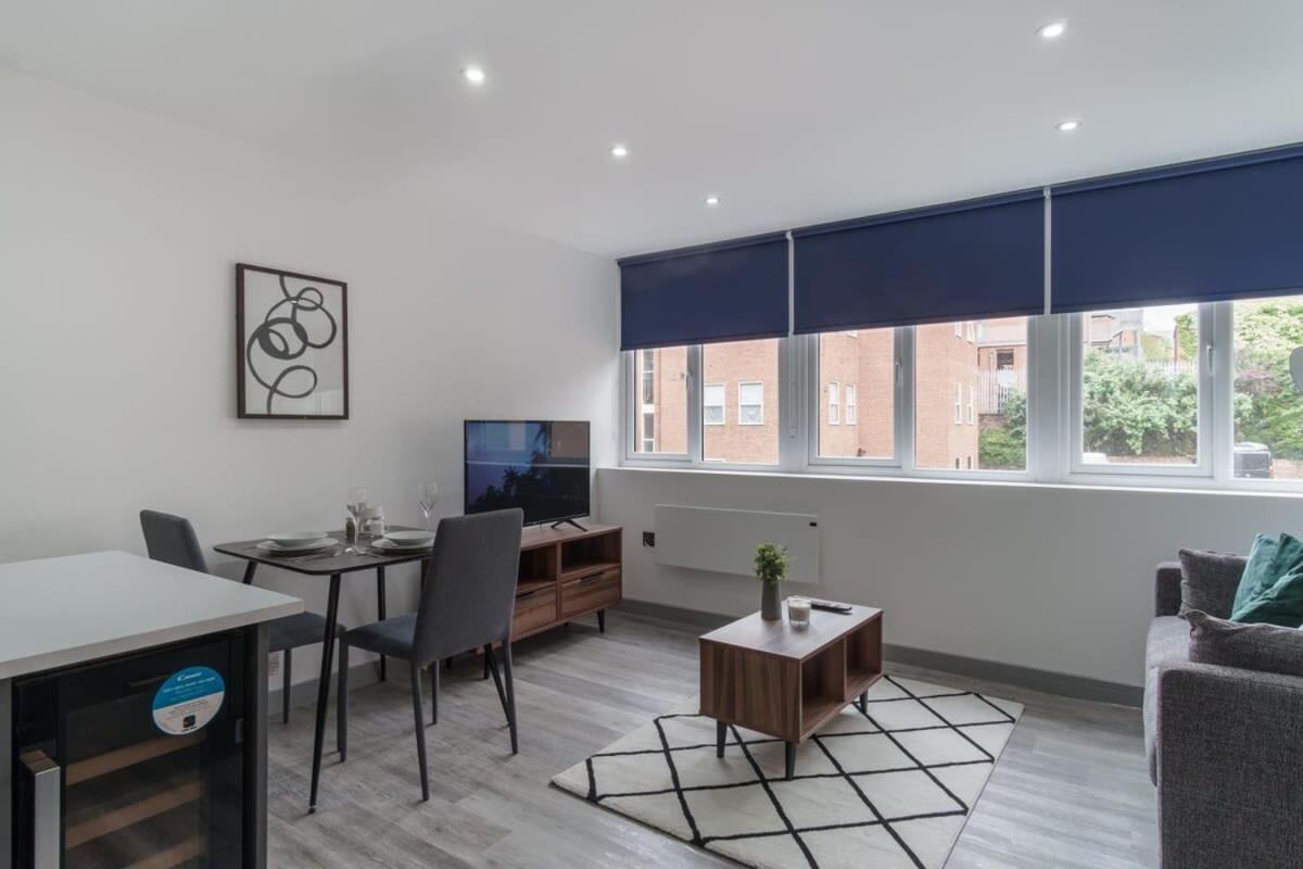 Contemporary 1 Bedroom Preston Apartment ภายนอก รูปภาพ